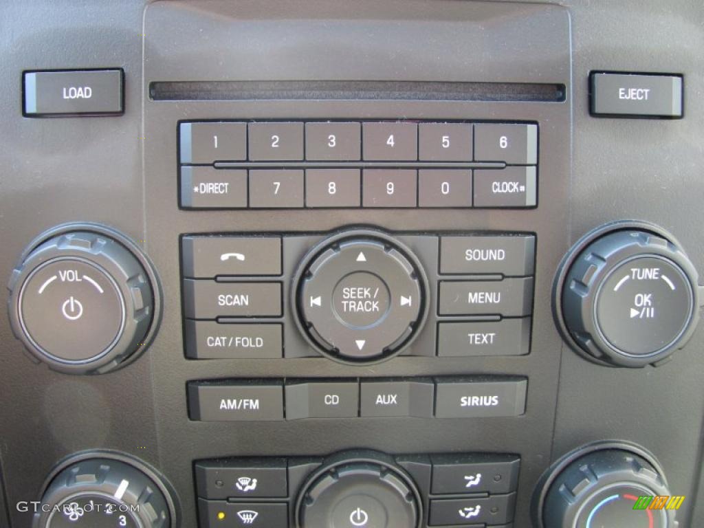 2009 Ford Escape XLS Controls Photo #45091225