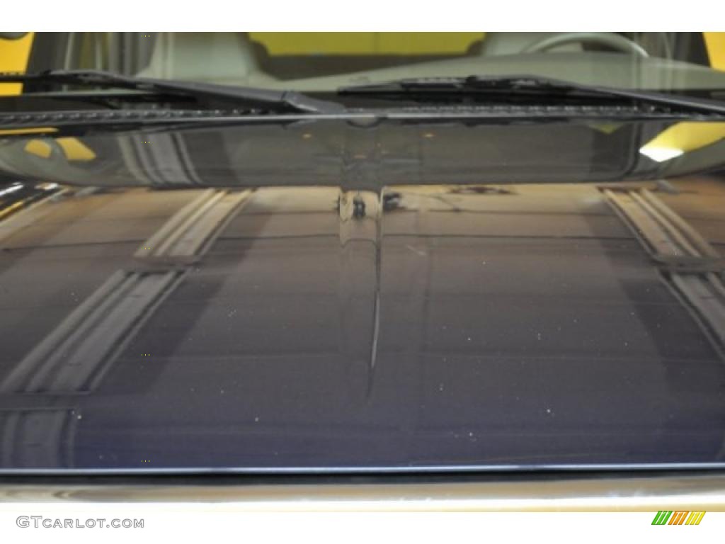 2002 Excursion Limited 4x4 - True Blue Metallic / Medium Parchment photo #23