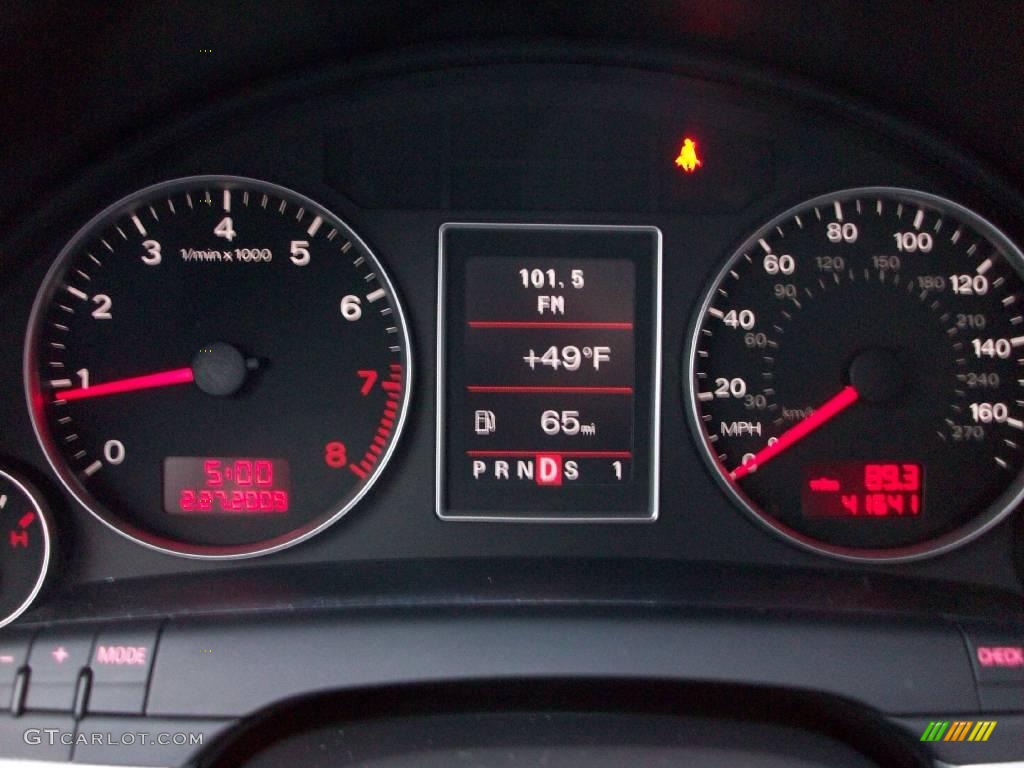 2005 A4 2.0T quattro Sedan - Arctic White / Ebony photo #13