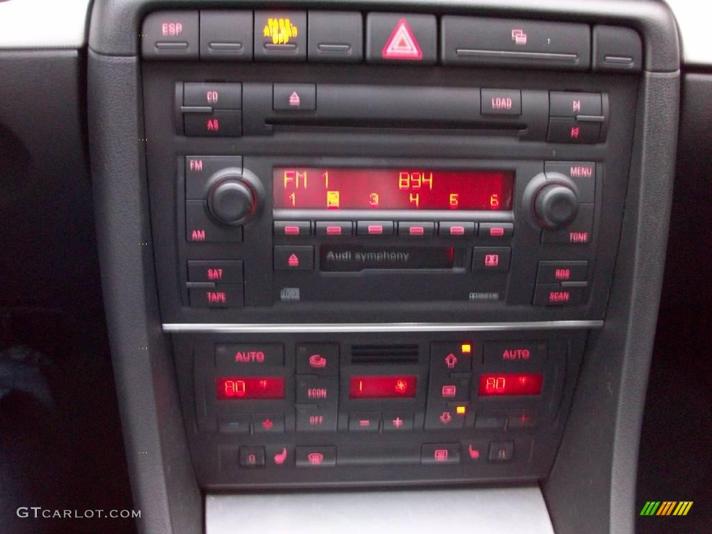 2005 A4 2.0T quattro Sedan - Arctic White / Ebony photo #15