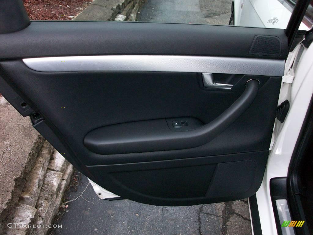 2005 A4 2.0T quattro Sedan - Arctic White / Ebony photo #21