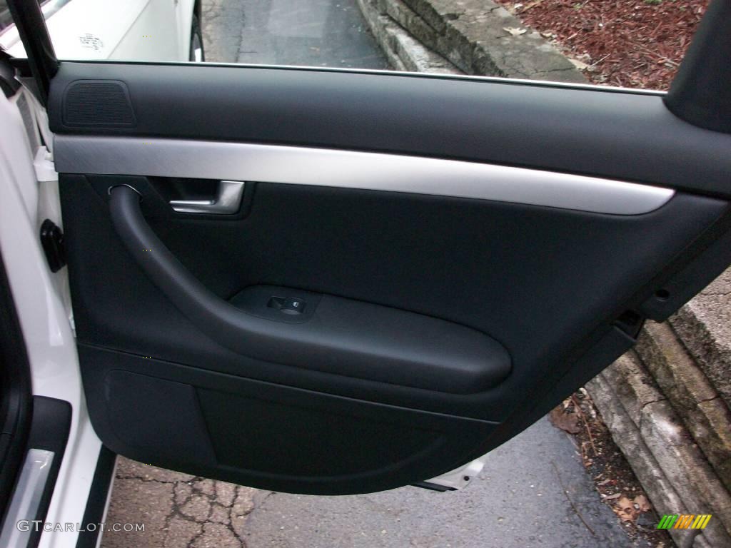 2005 A4 2.0T quattro Sedan - Arctic White / Ebony photo #23