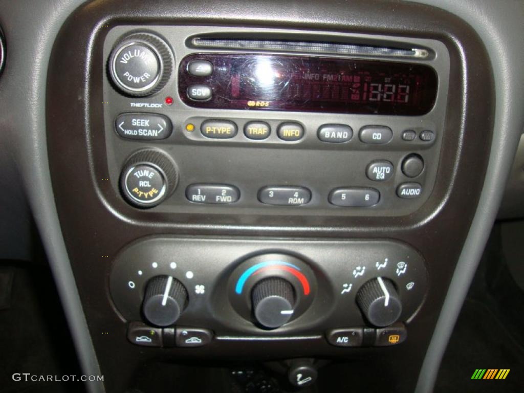 2002 Oldsmobile Alero GX Coupe Controls Photo #45096249