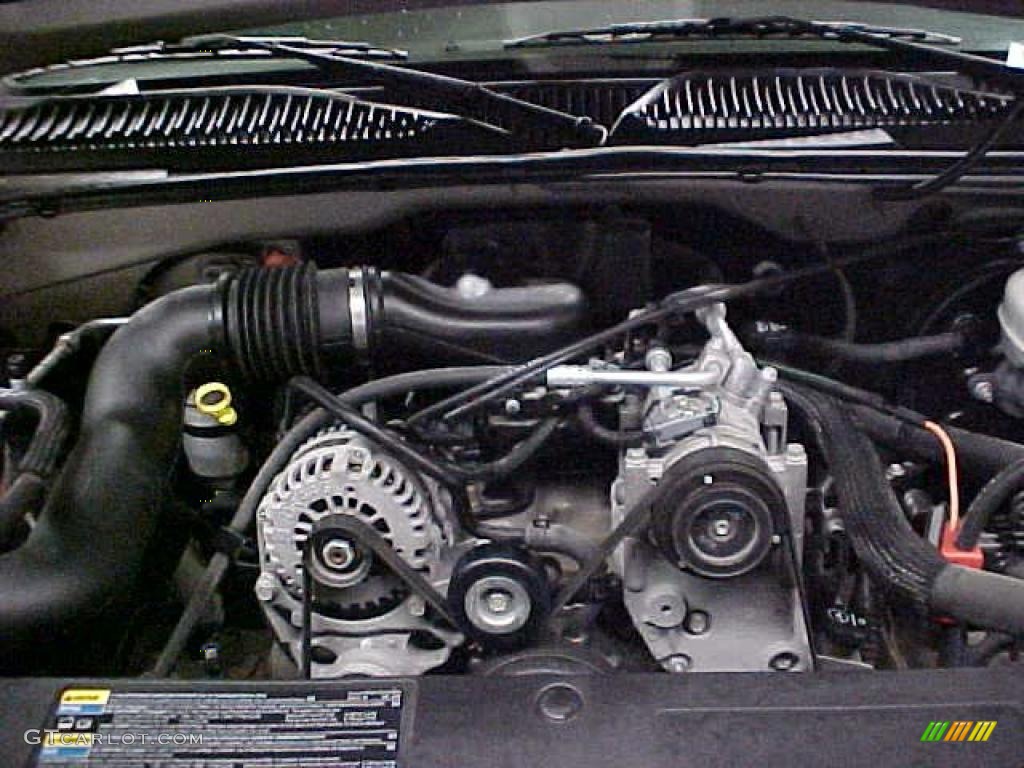 2005 Chevrolet Silverado 1500 Extended Cab 4.3 Liter OHV 12-Valve Vortec V6 Engine Photo #45096853