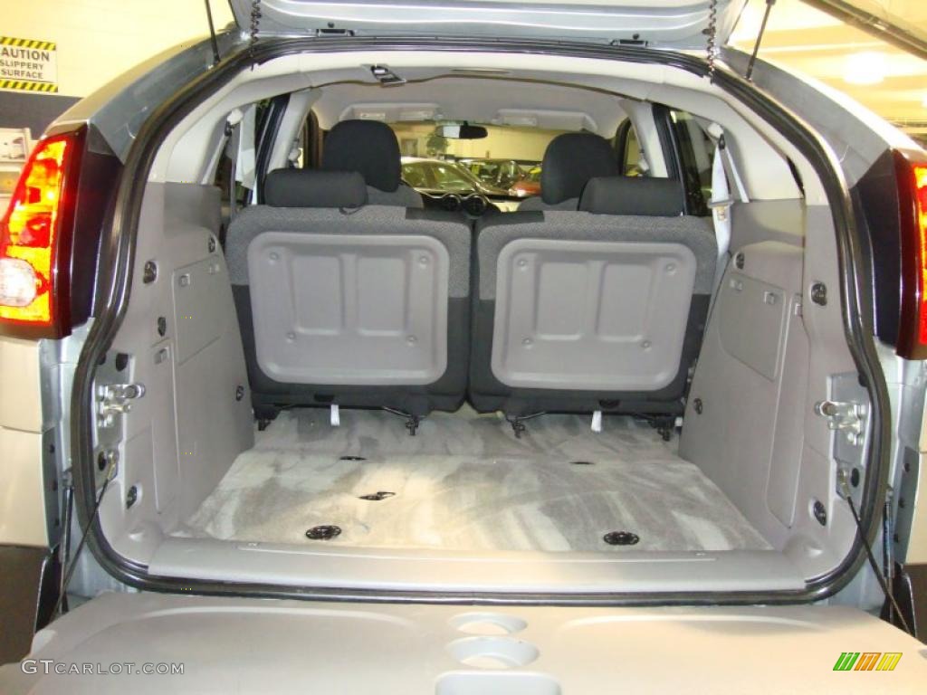 2004 Pontiac Aztek Standard Aztek Model Trunk Photo #45096933