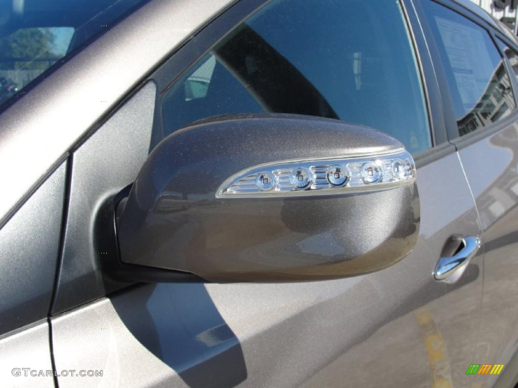 Chai Bronze 2011 Hyundai Tucson Limited Exterior Photo #45098930