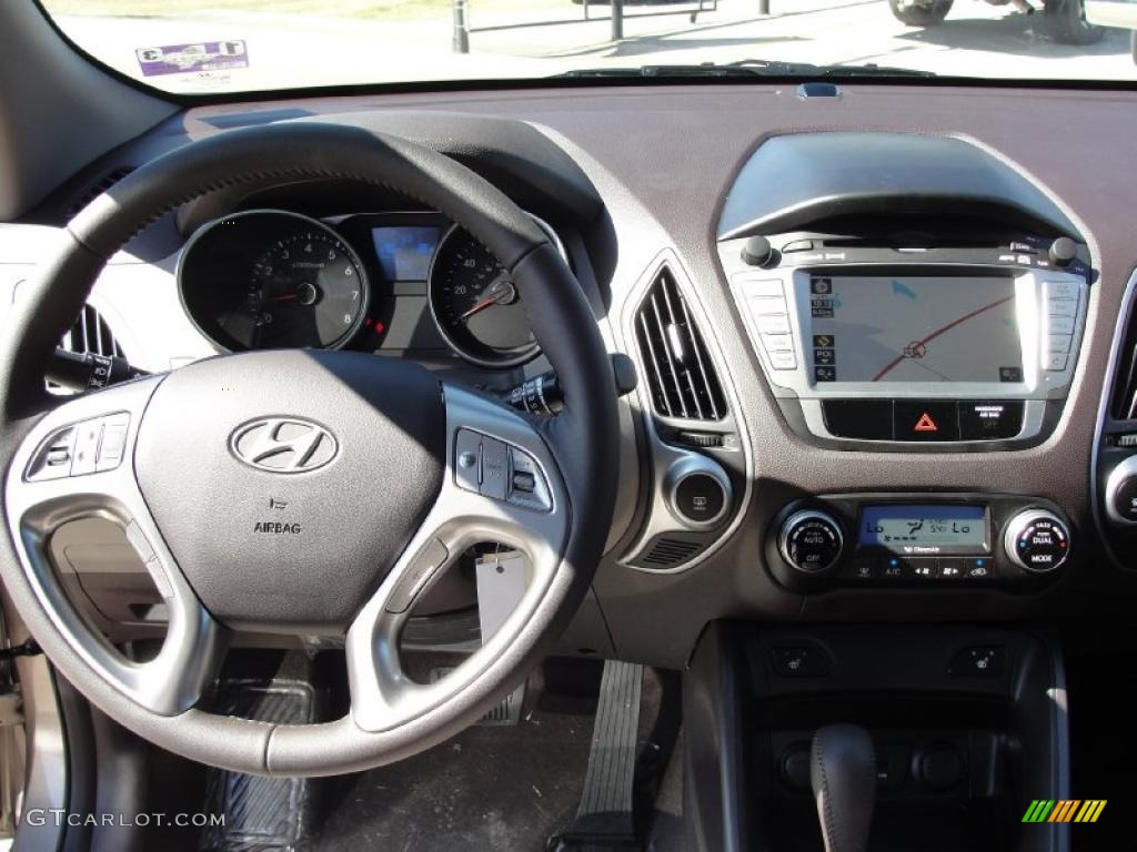 2011 Hyundai Tucson Limited Taupe Dashboard Photo #45099078
