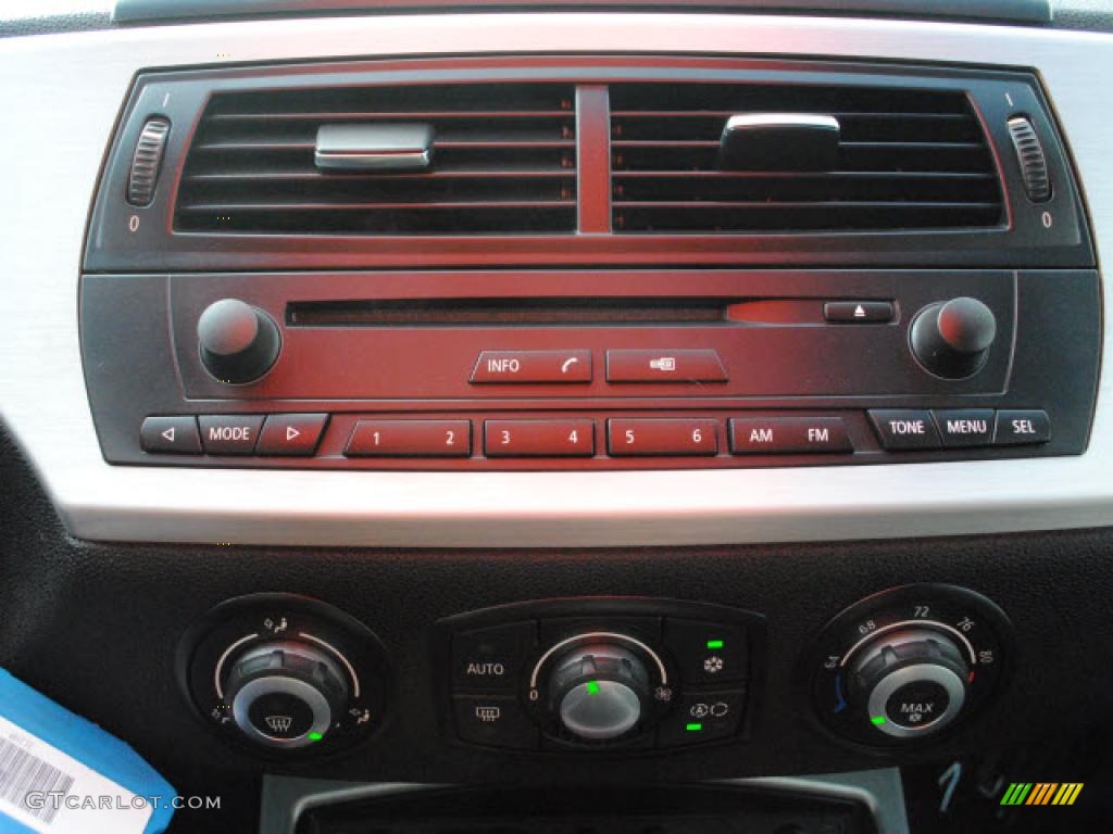2006 BMW M Roadster Controls Photo #45101805