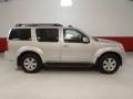 2005 Silver Lightning Metallic Nissan Pathfinder LE  photo #3