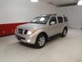 2005 Silver Lightning Metallic Nissan Pathfinder LE  photo #8