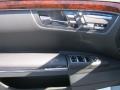 Black - S 550 Sedan Photo No. 3