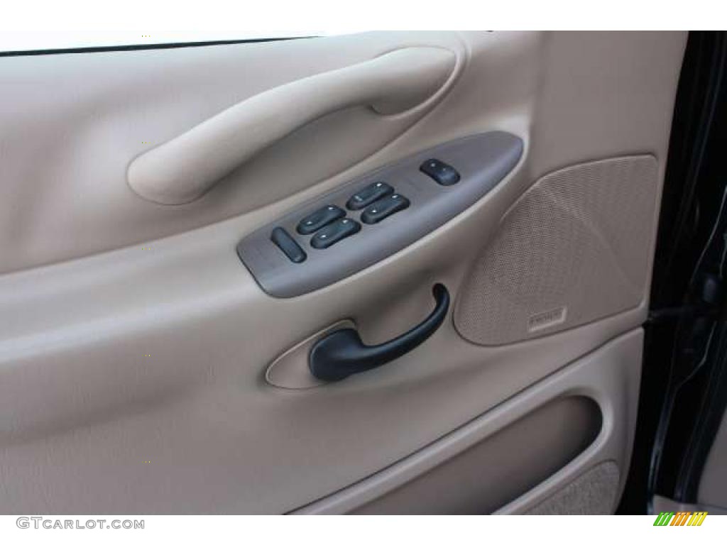 1999 Ford Expedition XLT 4x4 Controls Photo #45109560