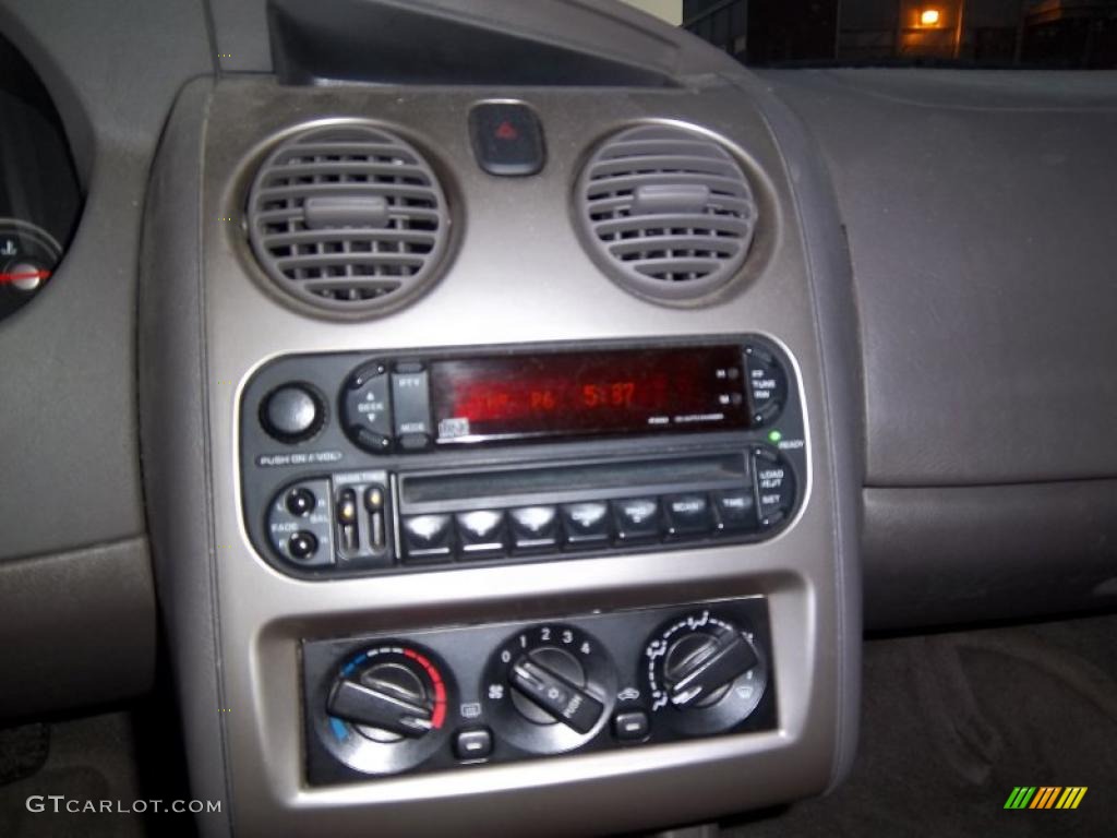 2003 Chrysler Sebring LX Coupe Controls Photo #45110064