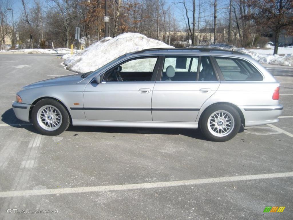 Titanium Silver Metallic 2000 BMW 5 Series 528i Wagon Exterior Photo #45111075