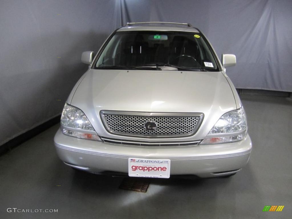 2001 RX 300 AWD - Millennium Silver Metallic / Black photo #2