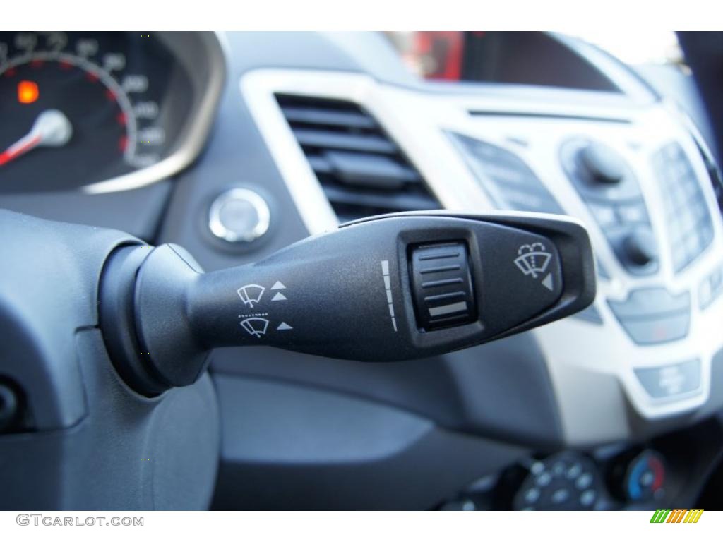 2011 Ford Fiesta SES Hatchback Controls Photo #45115181