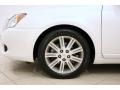 2010 Blizzard White Pearl Toyota Avalon Limited  photo #28