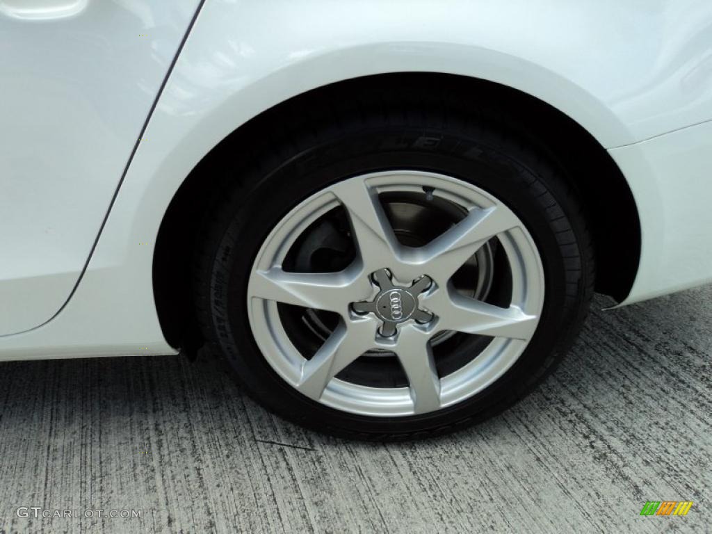 2009 A4 2.0T Premium quattro Sedan - Ibis White / Black photo #11