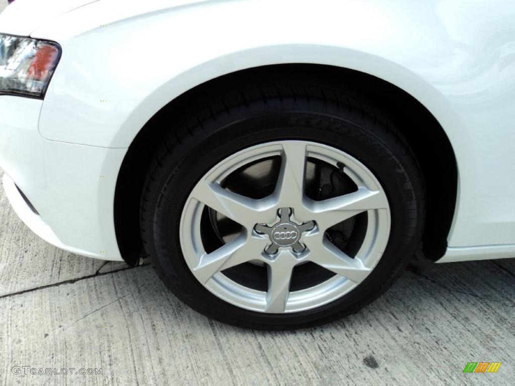 2009 A4 2.0T Premium quattro Sedan - Ibis White / Black photo #12