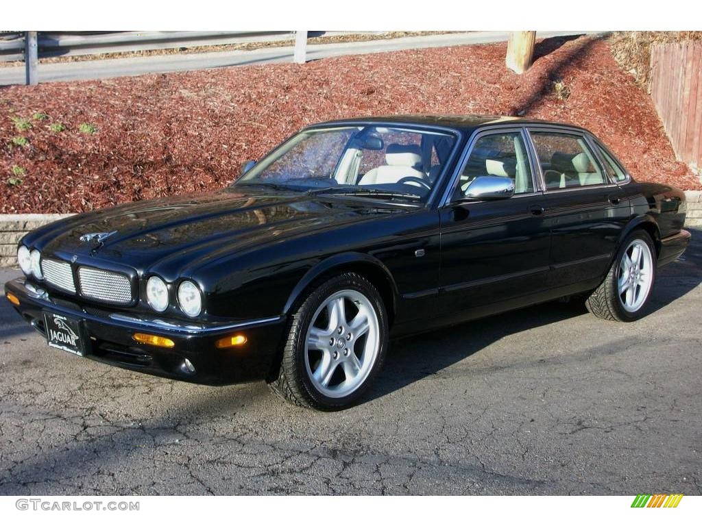 2002 XJ XJ Sport - Anthracite Metallic / Ivory photo #1