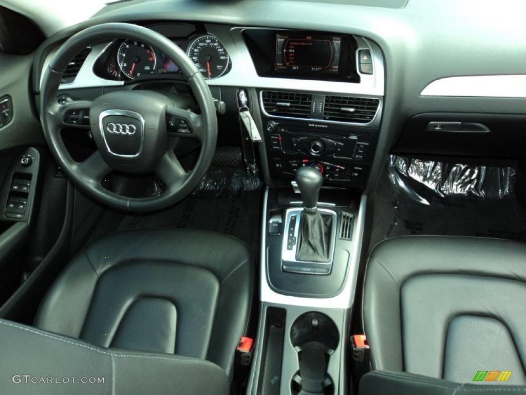 2009 A4 2.0T Premium quattro Sedan - Ibis White / Black photo #26