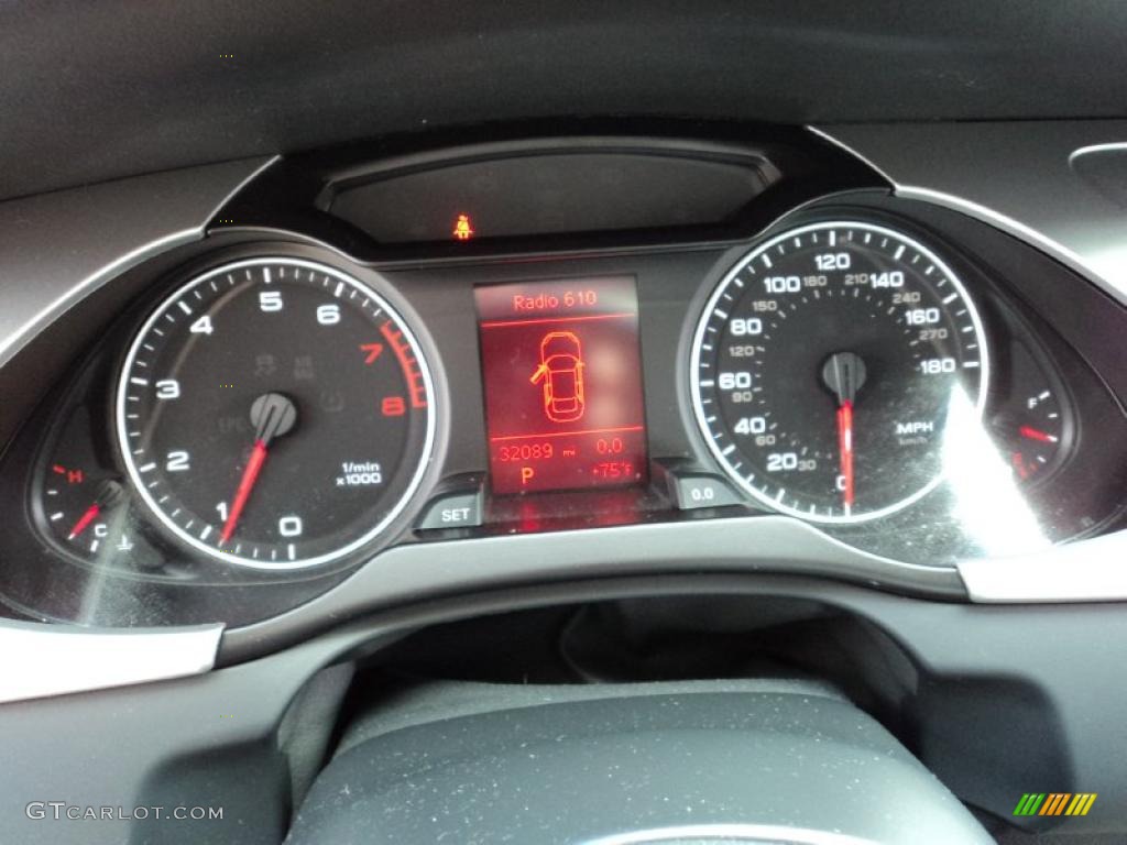 2009 A4 2.0T Premium quattro Sedan - Ibis White / Black photo #29