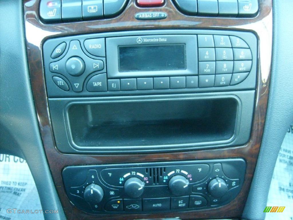 2001 Mercedes-Benz C 240 Sedan Controls Photo #45118546