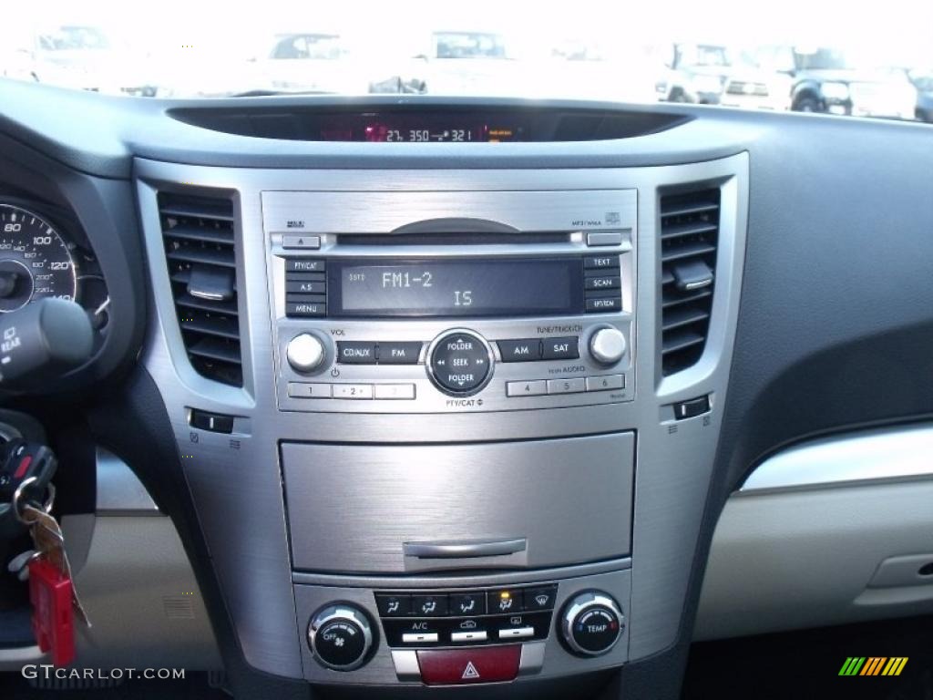 2010 Subaru Outback 2.5i Premium Wagon Controls Photo #45124158