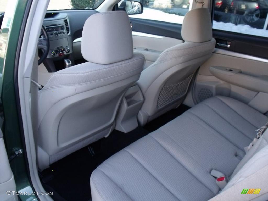 Warm Ivory Interior 2010 Subaru Outback 2.5i Premium Wagon Photo #45124202