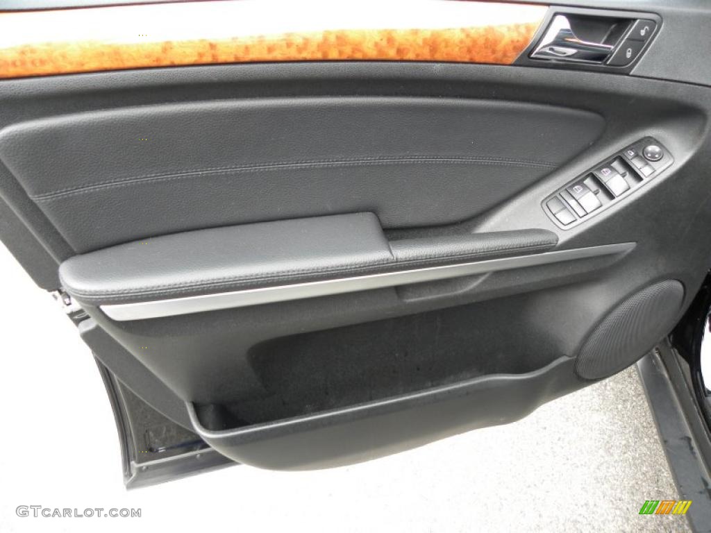 2009 Mercedes-Benz ML 350 Black Door Panel Photo #45124498