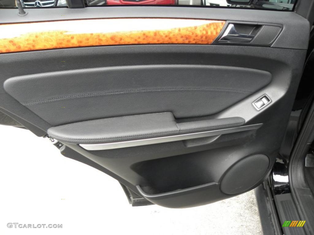 2009 Mercedes-Benz ML 350 Black Door Panel Photo #45124526