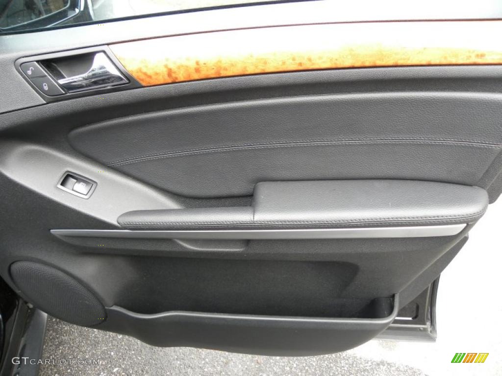 2009 Mercedes-Benz ML 350 Black Door Panel Photo #45124558