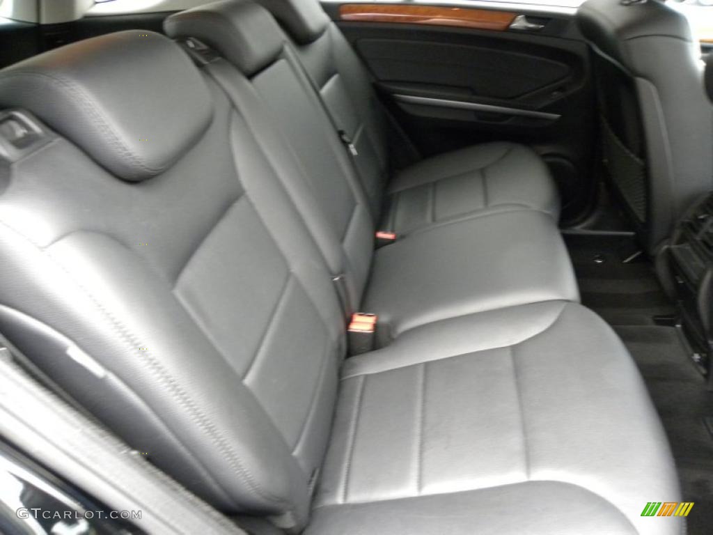 Black Interior 2009 Mercedes-Benz ML 350 Photo #45124574