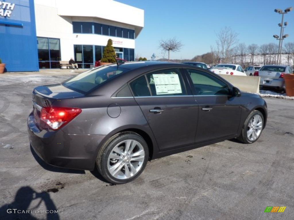 Taupe Gray Metallic 2011 Chevrolet Cruze LTZ Exterior Photo #45125370
