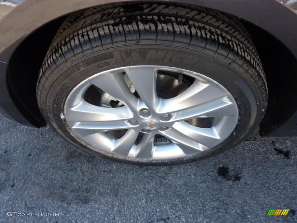 2011 Chevrolet Cruze LTZ Wheel Photo #45125398