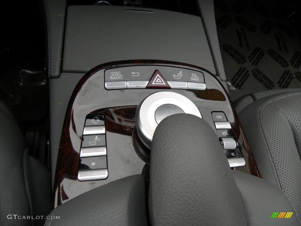 2009 Mercedes-Benz S 550 Sedan Controls Photo #45125454