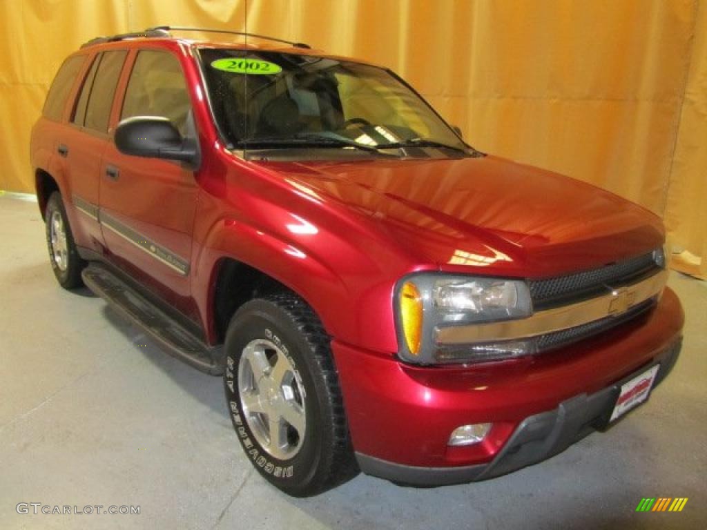 2002 TrailBlazer LT 4x4 - Majestic Red Metallic / Dark Pewter photo #9