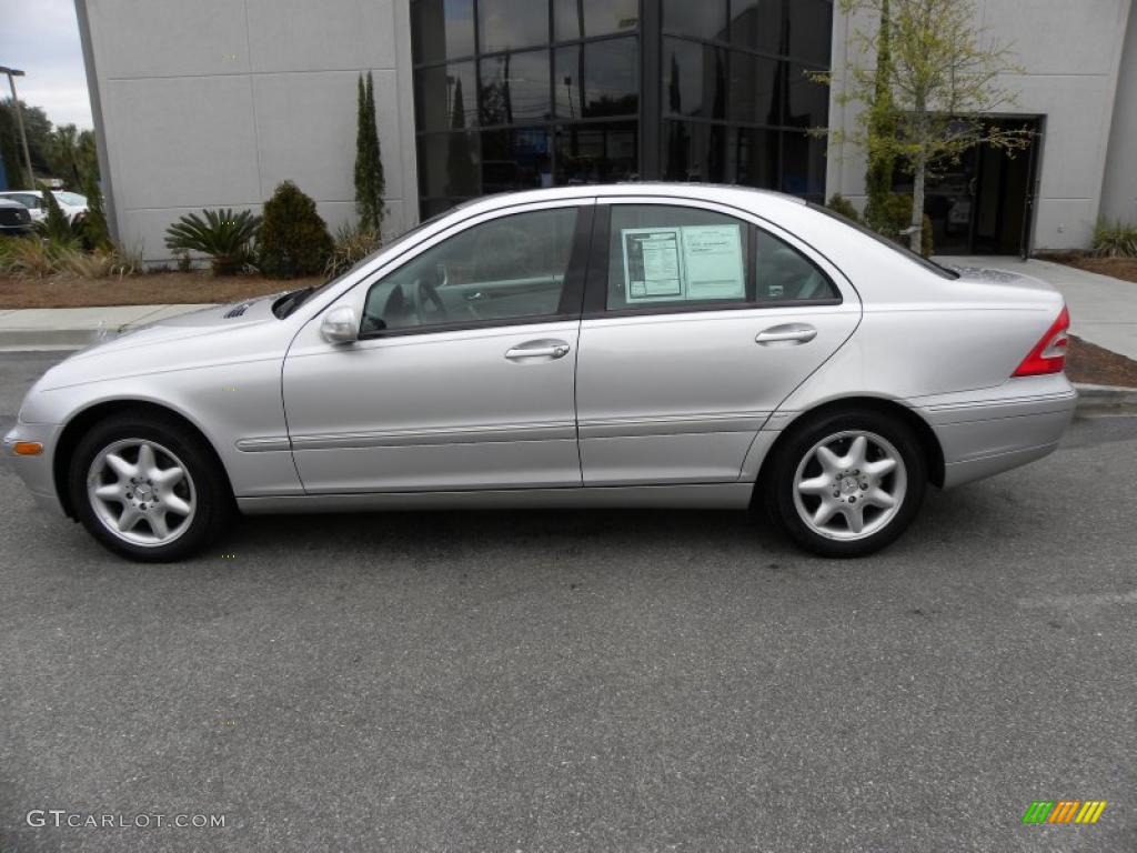 2004 Mercedes-Benz C 240 Sedan Exterior Photos