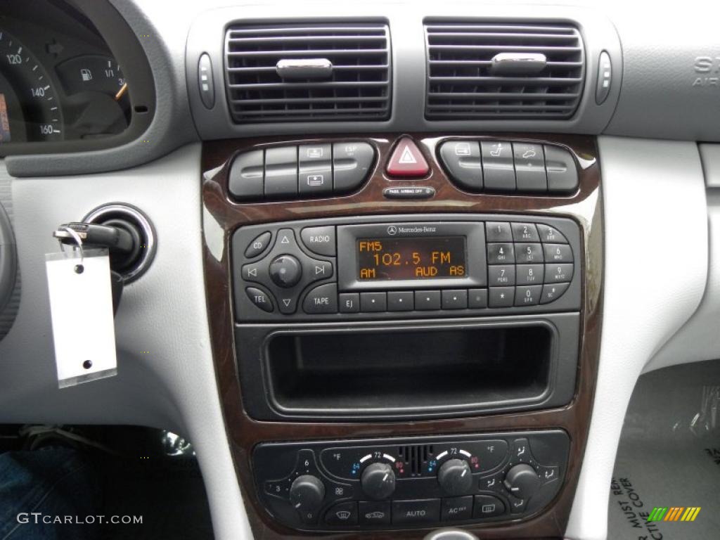 2004 Mercedes-Benz C 240 Sedan Controls Photo #45125804