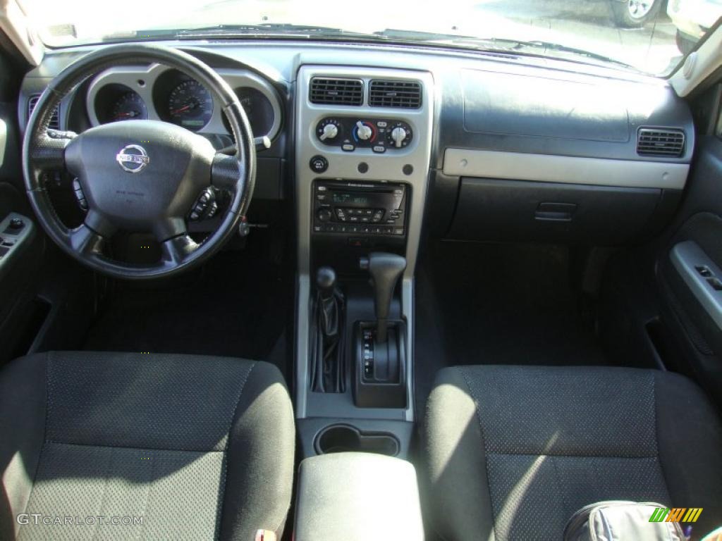 2002 Nissan Xterra SE V6 SC 4x4 Gray Celadon Dashboard Photo #45126870