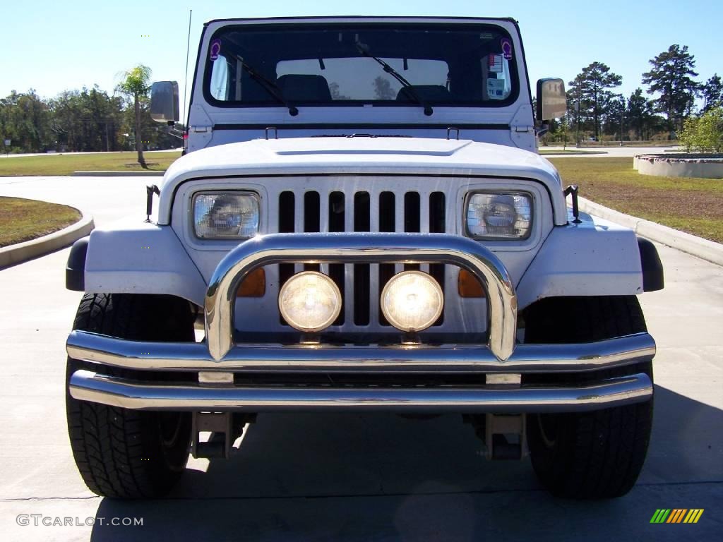 1994 Wrangler S 4x4 - Bright White / Black photo #8