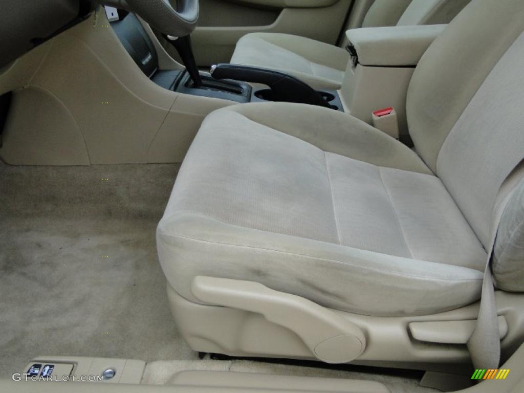 2003 Accord LX Sedan - Desert Mist Metallic / Ivory photo #14