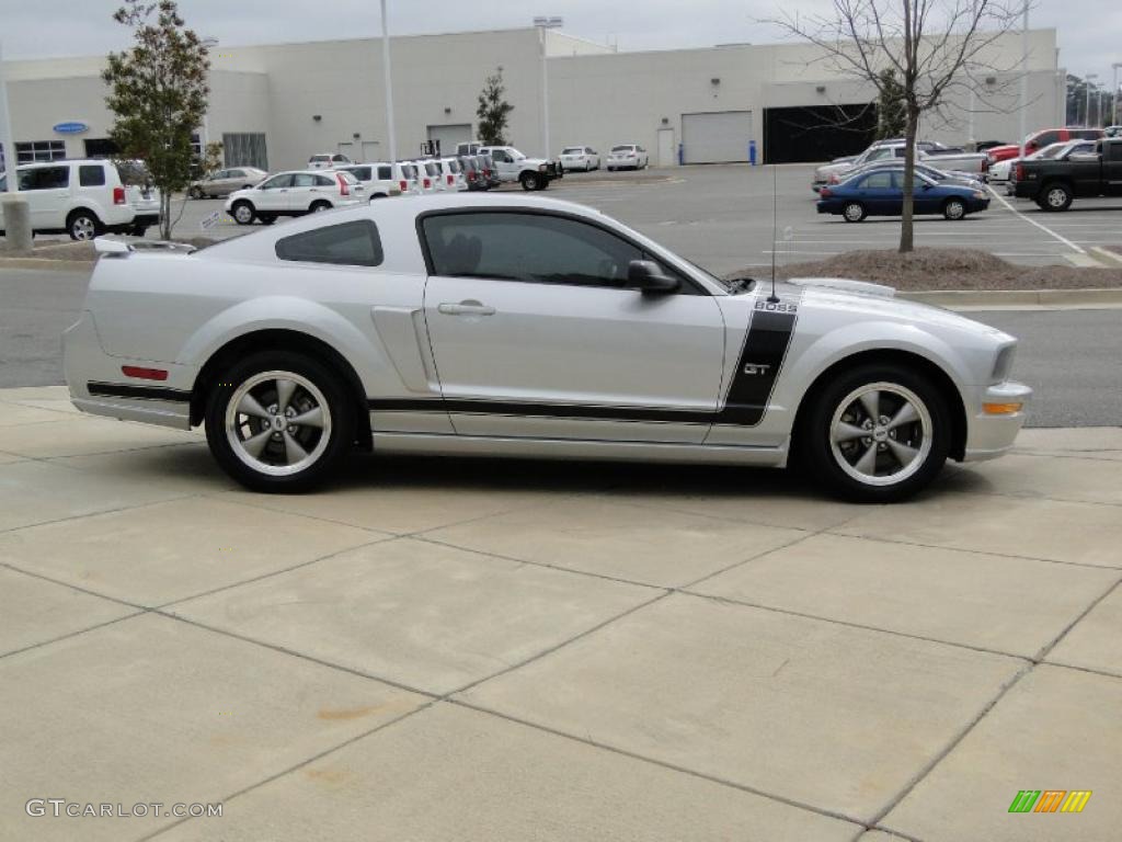 2006 Mustang GT Premium Coupe - Satin Silver Metallic / Dark Charcoal photo #4