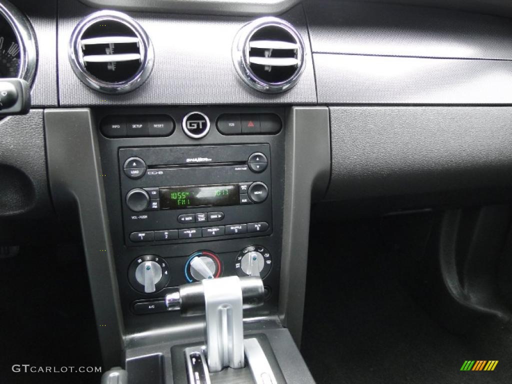 2006 Mustang GT Premium Coupe - Satin Silver Metallic / Dark Charcoal photo #22