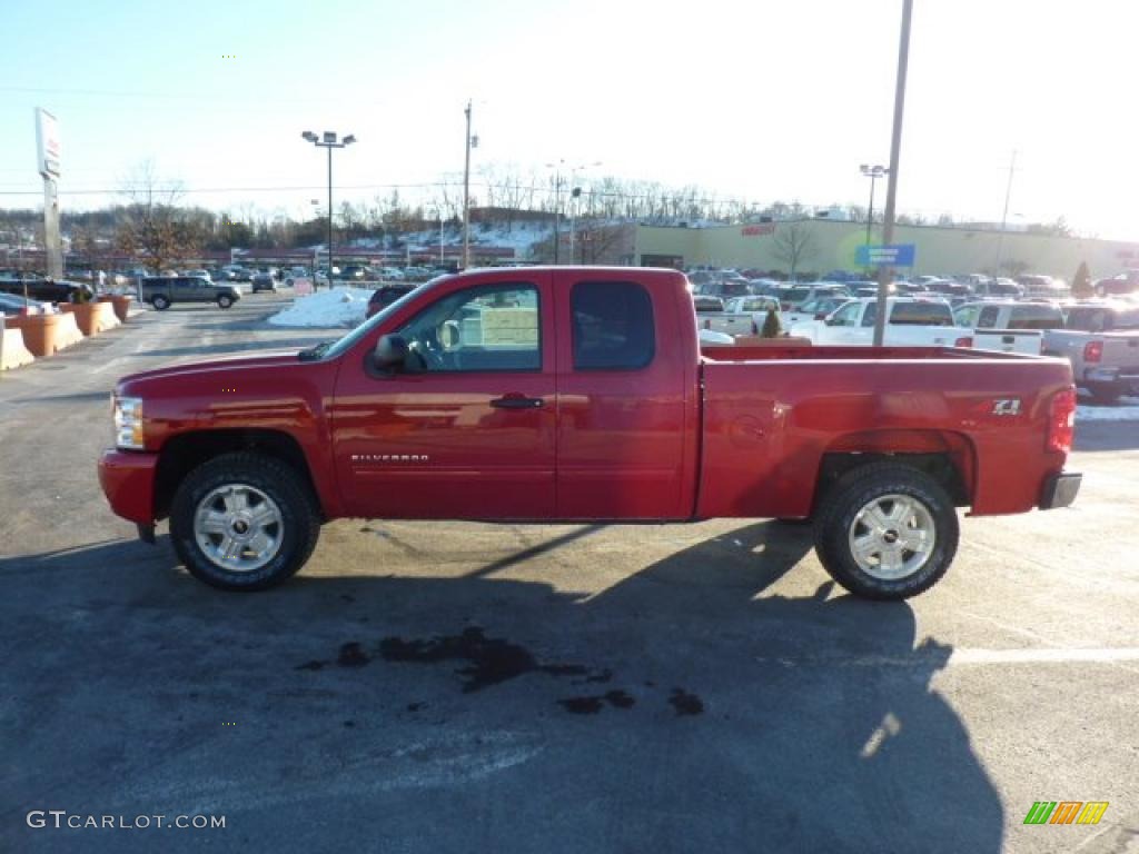 2011 Silverado 1500 LT Extended Cab 4x4 - Victory Red / Ebony photo #4