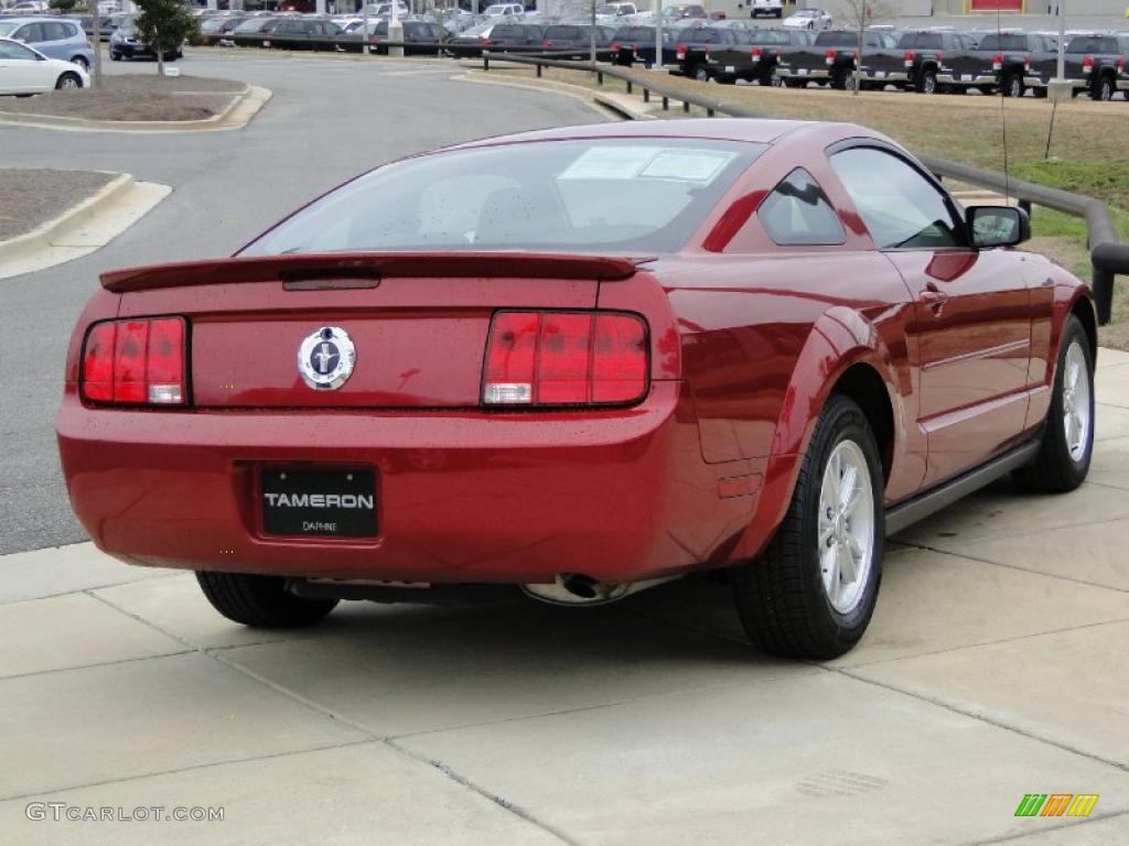 2007 Mustang V6 Deluxe Coupe - Redfire Metallic / Dark Charcoal photo #6