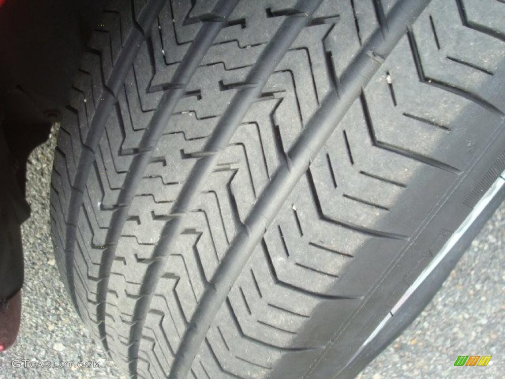 2005 Sebring Touring Convertible - Deep Red Pearl / Light Taupe photo #20