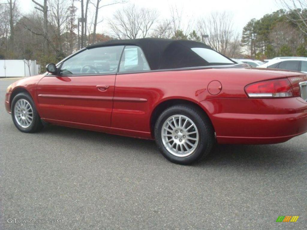 2005 Sebring Touring Convertible - Deep Red Pearl / Light Taupe photo #22