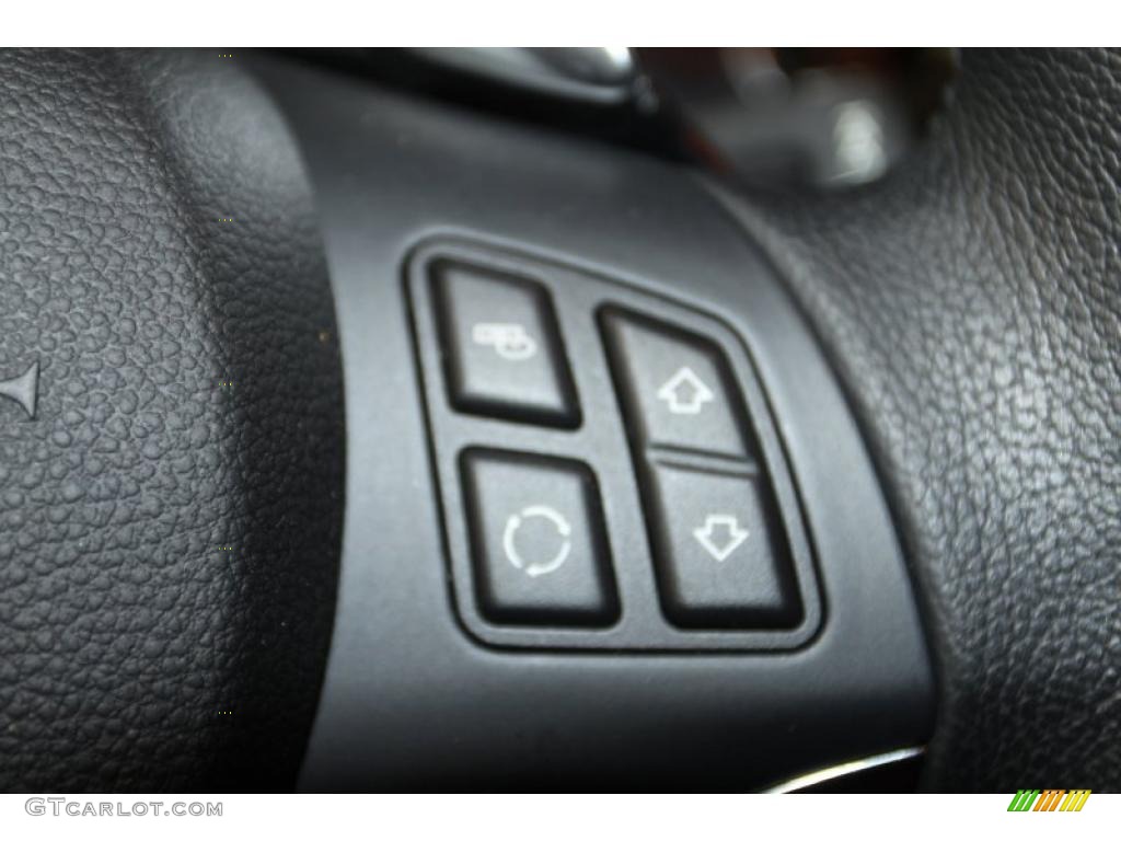 2010 BMW 3 Series 328i Coupe Controls Photo #45137731