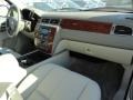 Summit White - Suburban LT 4x4 Photo No. 10